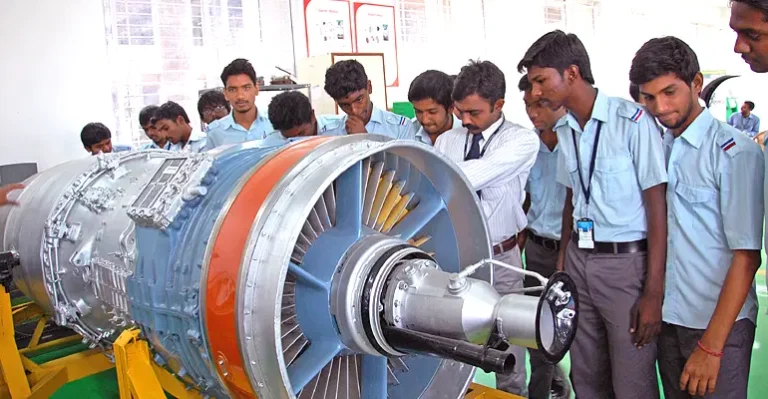 1503915058aero_overview1